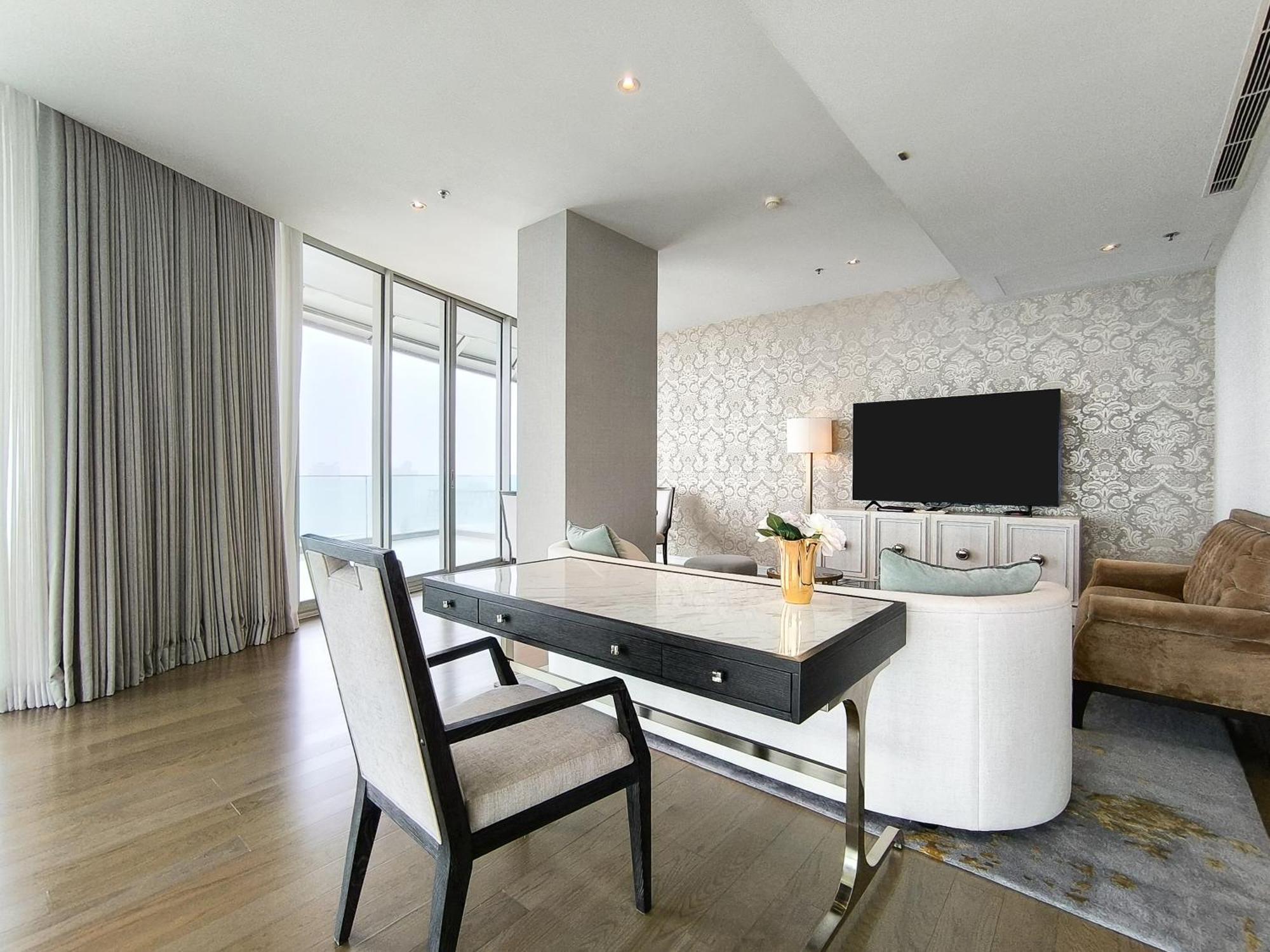 Magnolias Ratchadamri Boulevard Serviced Residences Bangkok Ngoại thất bức ảnh
